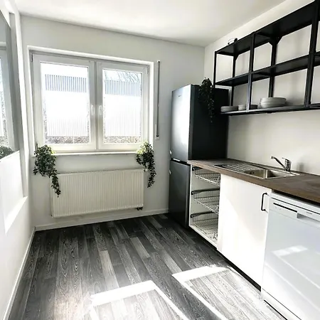 Geraeumige Monteurunterkunft *