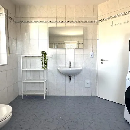 Geraeumige Monteurunterkunft Apartamento Lengerich