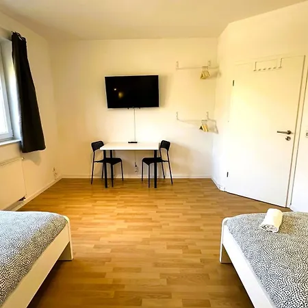Apartment Geraeumige Monteurunterkunft *