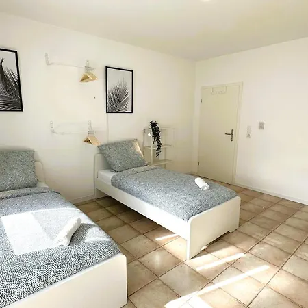 Geraeumige Monteurunterkunft Apartment *