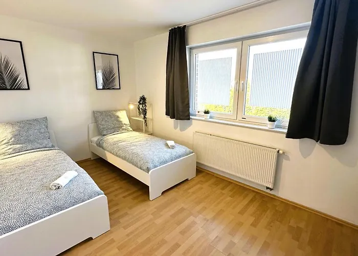 Geraeumige Monteurunterkunft * لينغيريش